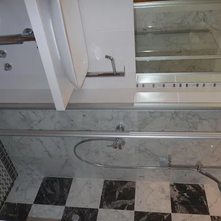 بيت ضيافة Bed&bike Moggio Udinese